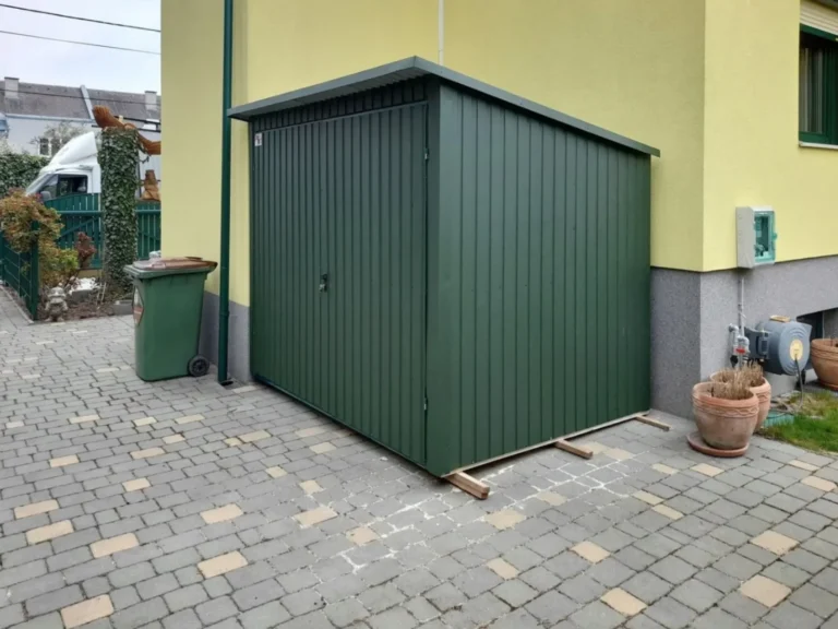 pastogės garažo konstrukcijos sandėliukas
