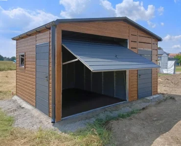 Vieno automobilio skardinis garažas 3×4 m Su stogine 2 m Medžio tekstūra