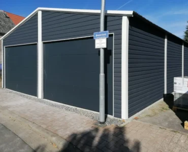 Dviejų automobilių skardinis garažas 7×9 m Dvišlaitis Grafito spalva