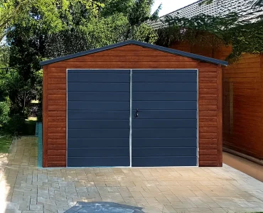 Skardinis garažas 4x5 m – stogas dvišlaitis, vartai dvivėriai, Medžio imitacijos