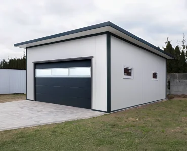 Garažas iš sluoksniuotų plokščių 6x6 m – Balta, segmentiniai vartai Grafitas, įstiklinimas, 1x durys Grafitas, 2x langas