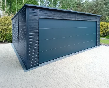 Skardinis garažas 6x5 m – stogas vienšlaitis, vartai segmentiniai, Grafitas